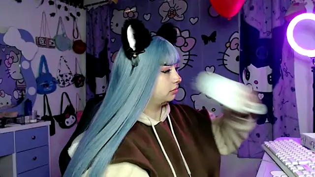 lussyevans24 online show from 02/23/26, 04:14