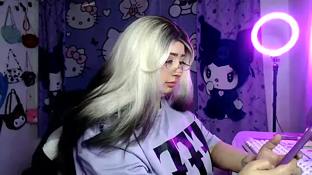 lussyevans24 online show from 03/16/26, 04:09