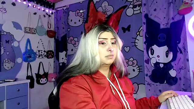 lussyevans24 online show from 12/02/25, 03:07