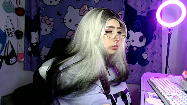 lussyevans24 online show from 03/16/26, 05:44