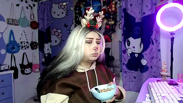 lussyevans24 online show from 12/16/25, 03:33