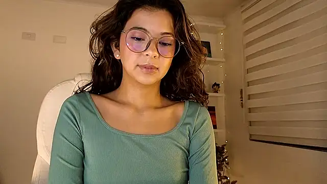 lissi S online show from 09/29/25, 11:32