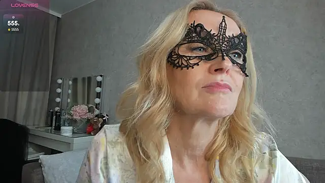 angelica marquise online show from 11/08/25, 05:27