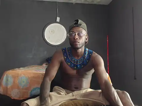 Ostinsanto online show from 11/29/25, 06:24