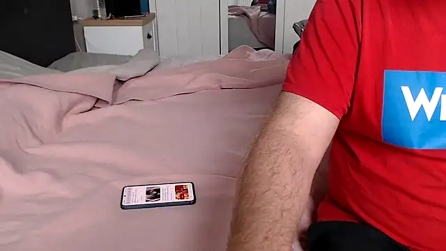 margotgra82 online show from 10/19/25, 07:44