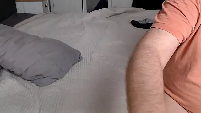 margotgra82 online show from 03/25/26, 11:42