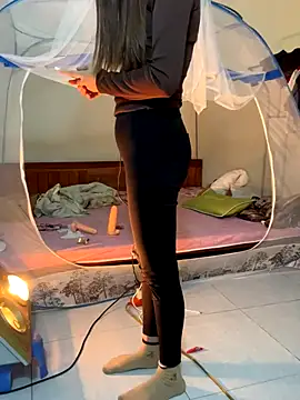 PussyWet  online show from 11/05/25, 07:50