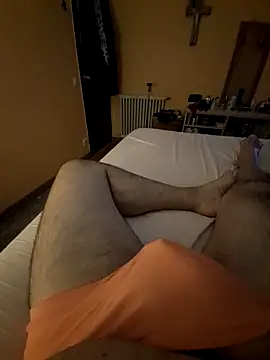 Snapshot of Escondido52 chatting on 09/14/25, 09:37 Escondido52 online show from 09/14/25, 09:37