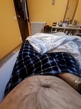 Snapshot of Escondido52 chatting on 12/11/24, 11:43 Escondido52 online show from 12/11/24, 11:43