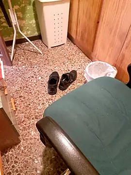 Snapshot of Escondido52 chatting on 03/05/25, 12:22 Escondido52 online show from 03/05/25, 12:22