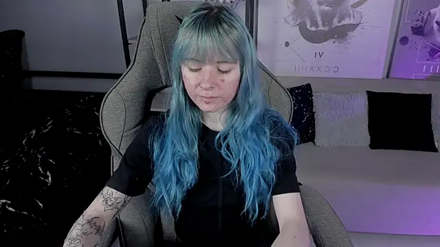 LexiWenford online show from 10/09/25, 03:07