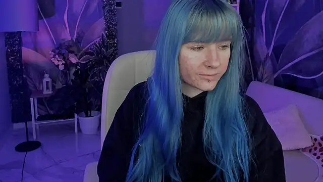 LexiWenford online show from 09/30/25, 02:39