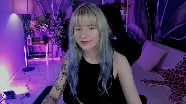 LexiWenford online show from 11/20/25, 03:07