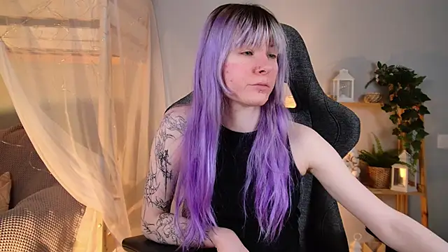 LexiWenford online show from 02/23/26, 02:46