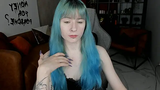 LexiWenford online show from 10/22/25, 03:06