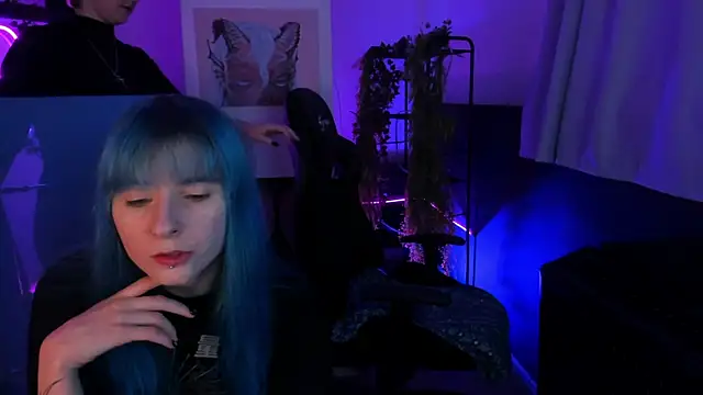 LexiWenford online show from 09/19/25, 06:39