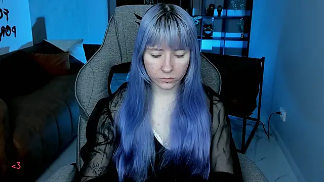 LexiWenford online show from 12/15/25, 03:23