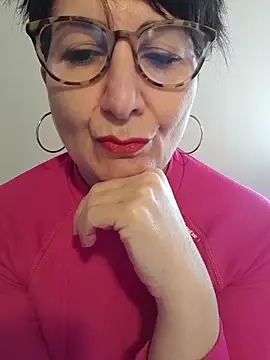 Snapshot of Viola8p chatting on 02/26/26, 01:22 Viola8p online show from 02/26/26, 01:22