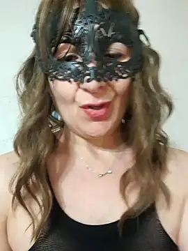 Snapshot of Viola8p chatting on 02/04/25, 10:32 Viola8p online show from 02/04/25, 10:32
