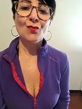 Viola8p online show from 03/19/26, 02:06