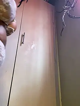 DiamondGoddes online show from 09/13/25, 01:00