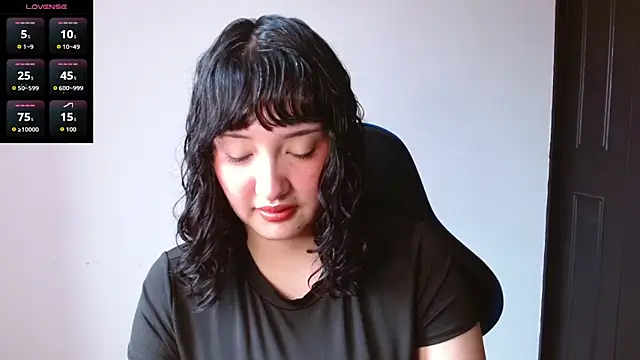 alexaa08 online show from 04/16/26, 12:17