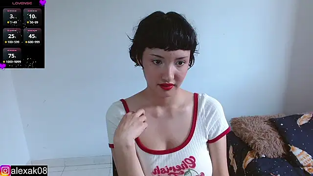 Snapshot of alexaa08 chatting on 02/14/25, 05:25 alexaa08 online show from 02/14/25, 05:25