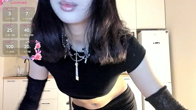 Snapshot of fairy_di chatting on 03/05/25, 09:59 fairy di online show from 03/05/25, 09:59