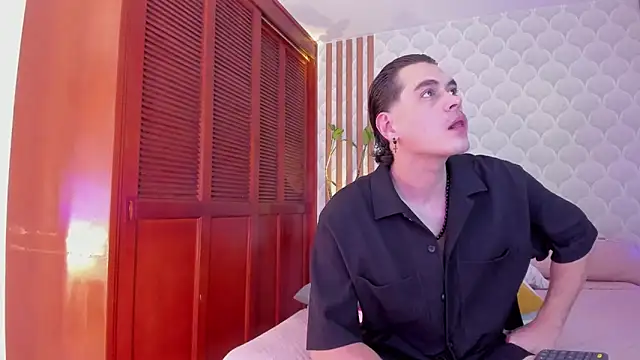 PamelaReall online show from 09/26/25, 08:10