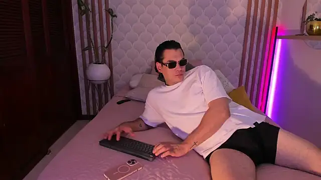 PamelaReall online show from 10/30/25, 07:50