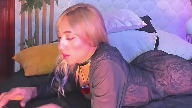 PamelaReall online show from 03/23/25, 03:21