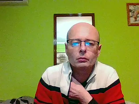 Tiger202441 online show from 12/19/25, 09:39