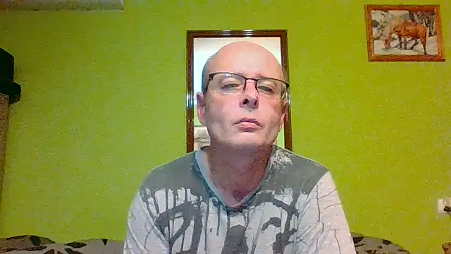 Snapshot of Tiger202441 chatting on 06/20/26, 10:37 Tiger202441 online show from 06/20/26, 10:37