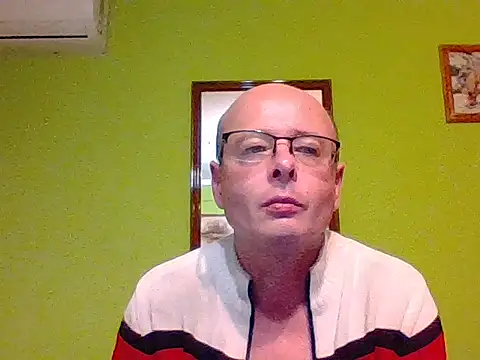 Tiger202441 online show from 10/22/25, 09:13