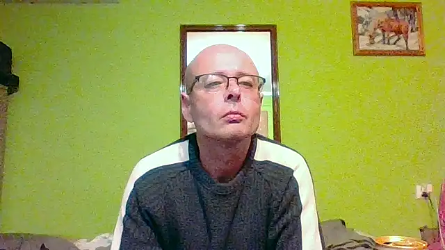 Tiger202441 online show from 05/15/26, 07:12