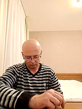 Tiger202441 online show from 09/23/25, 08:27