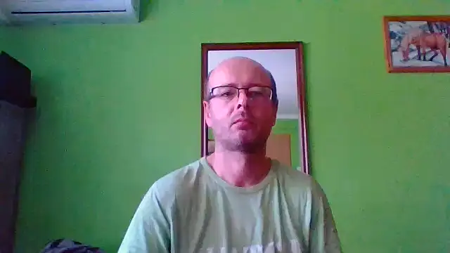 Snapshot of Tiger202441 chatting on 07/17/26, 09:17 Tiger202441 online show from 07/17/26, 09:17