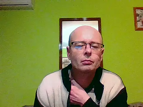 Tiger202441 online show from 03/18/26, 09:48