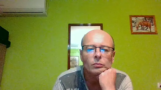 Snapshot of Tiger202441 chatting on 06/19/26, 09:09 Tiger202441 online show from 06/19/26, 09:09