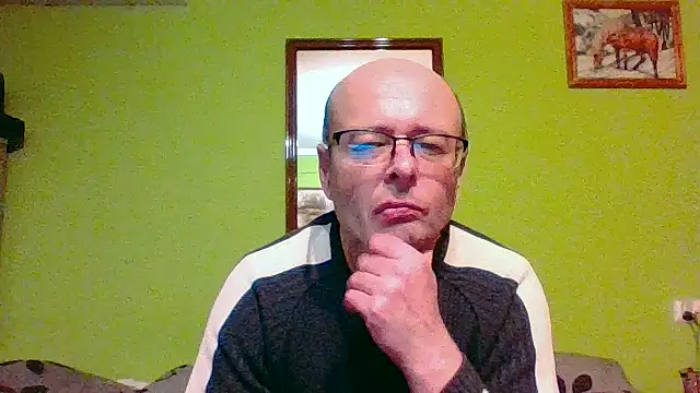 Tiger202441 online show from 04/13/26, 11:53