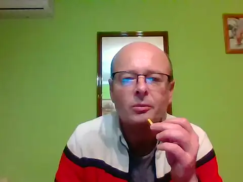 Tiger202441 online show from 11/17/25, 09:19