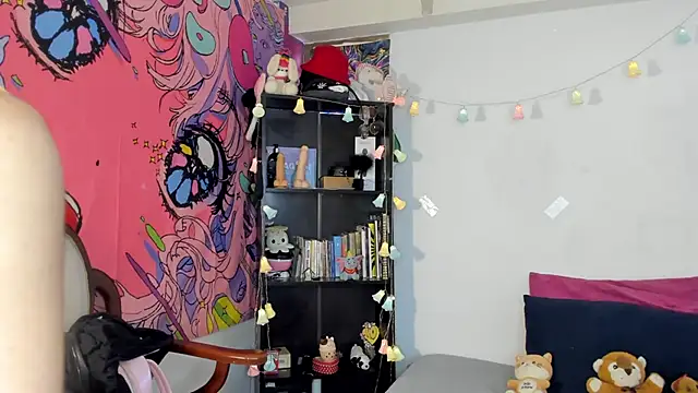 kittyzenn online show from 10/24/25, 06:51