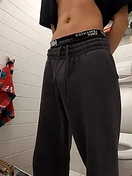 Dennis 2024 online show from 11/15/25, 12:58