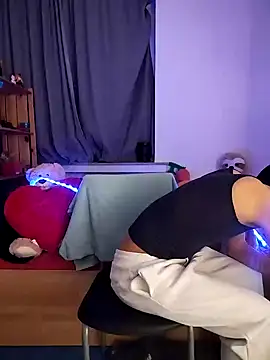 Dennis 2024 online show from 01/27/25, 08:39