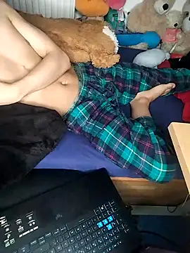 Dennis 2024 online show from 10/22/25, 09:20