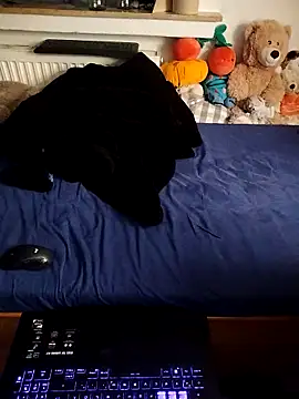 Dennis 2024 online show from 09/08/25, 05:01