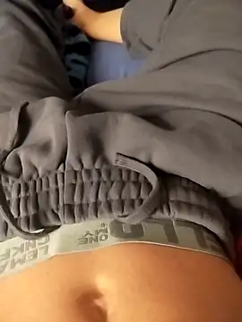 Dennis 2024 online show from 10/15/25, 01:37