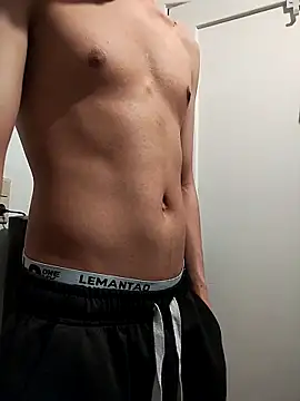 Dennis 2024 online show from 05/26/26, 03:54