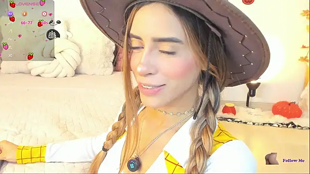 StormiRusso online show from 10/24/25, 01:37