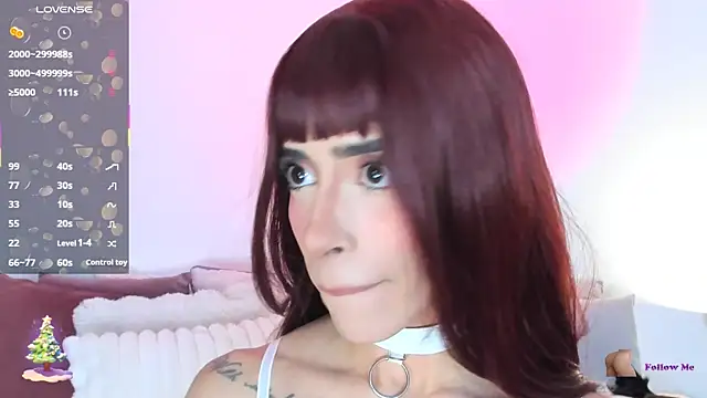 StormiRusso online show from 12/17/25, 01:21